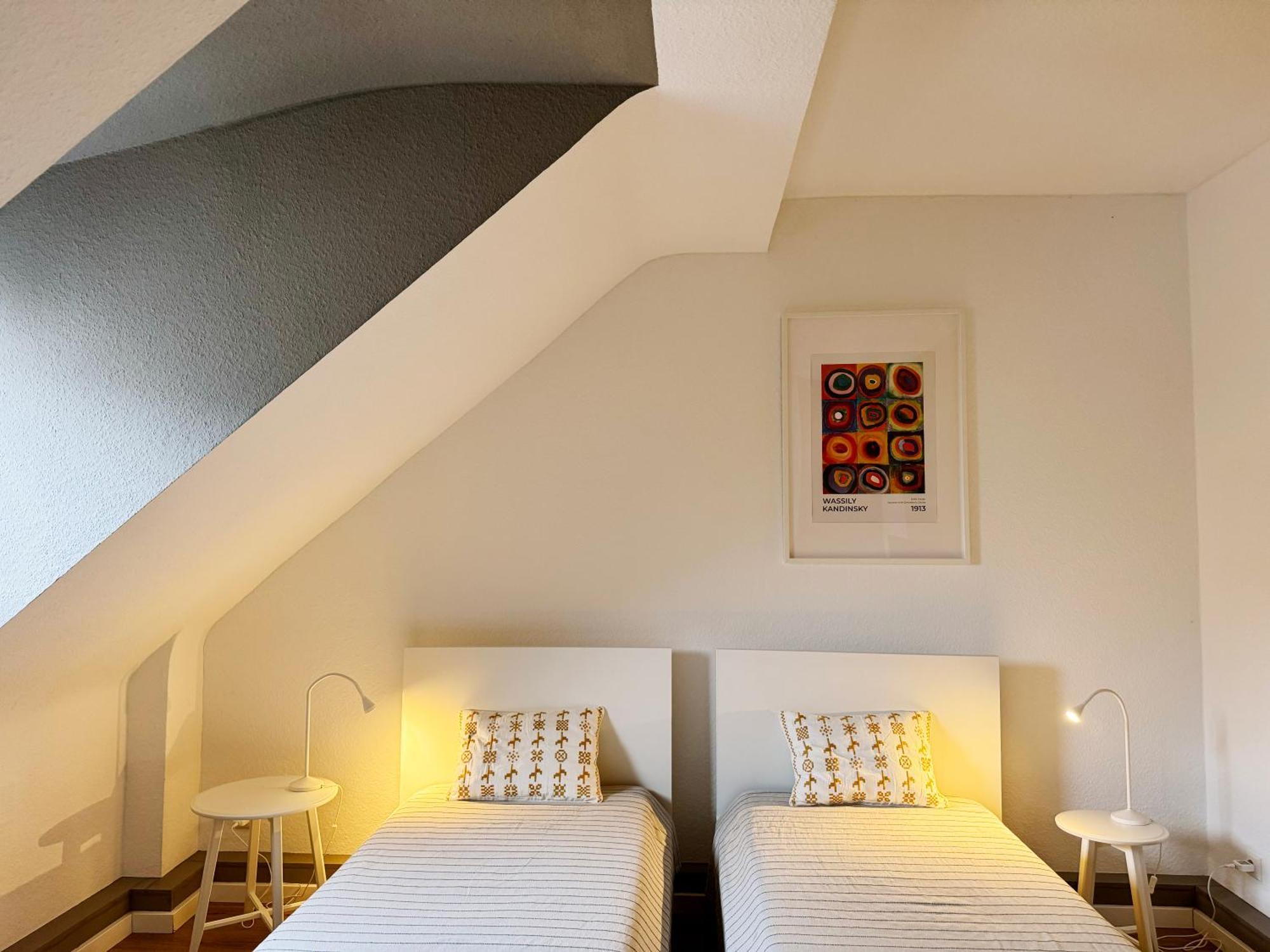 Big Flat With Fresh Renovation, Free Parking, Sonyps, Netflix Apartamento Duisburgo Exterior foto
